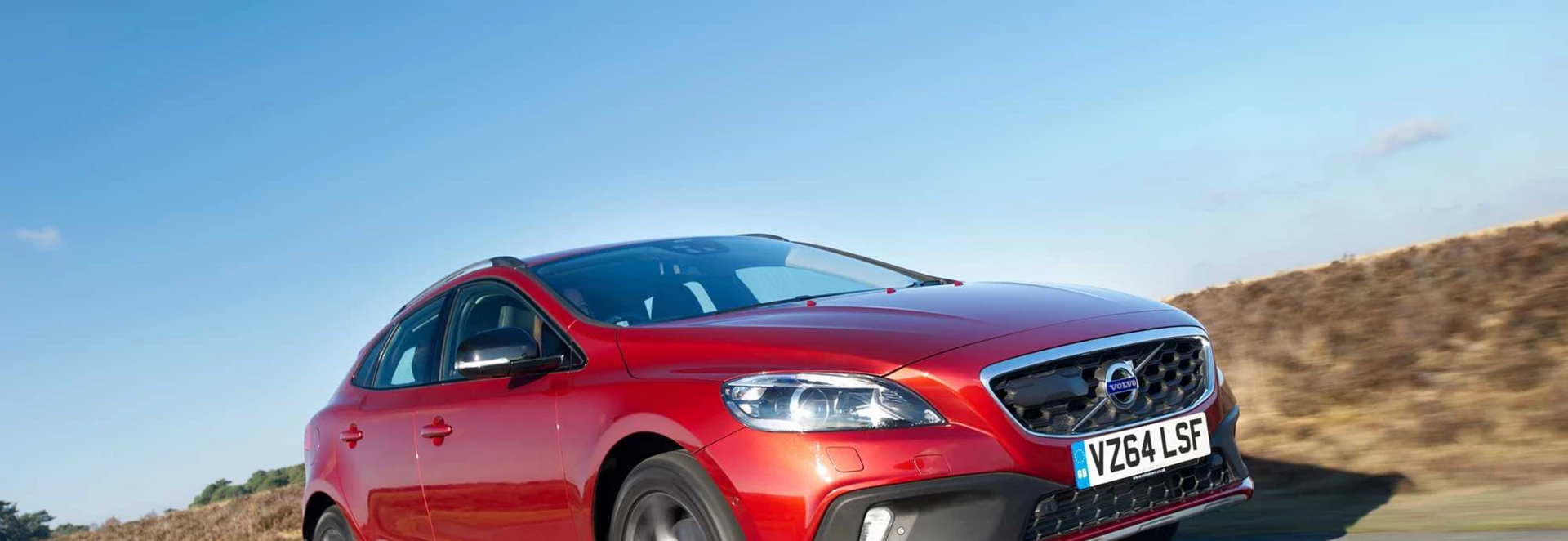Volvo V40 Cross Country hatchback review
